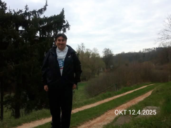 Messenger_creation_58BF696F-E72B-4767-AC90-BB1E3A4A2655